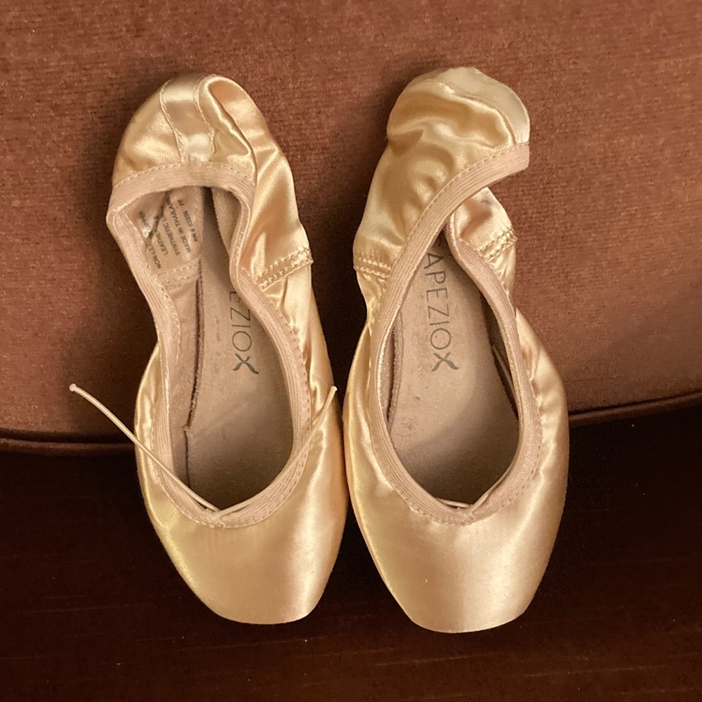 Capezio Donatella Pounte Shoes